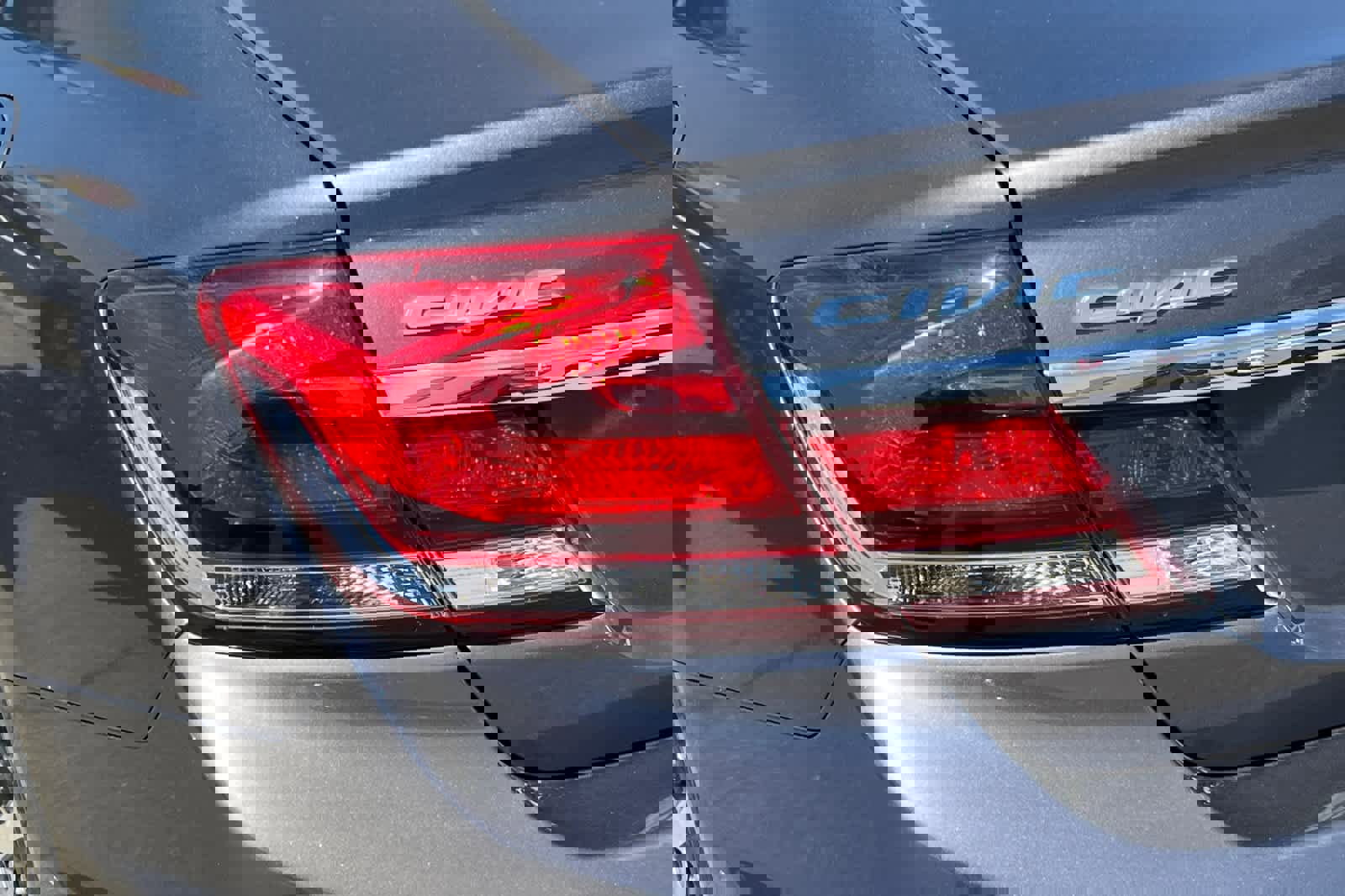 Used 2015 Honda Civic SE image 20