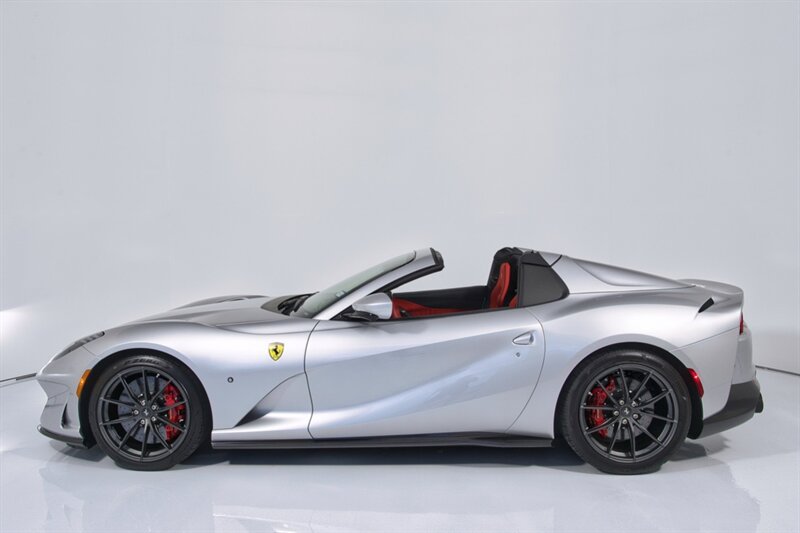 Used 2023 Ferrari 812 GTS RWD image 6
