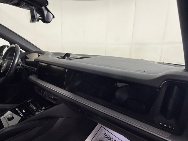 Used 2024 Porsche Cayenne Coupe AWD/4WD image 26