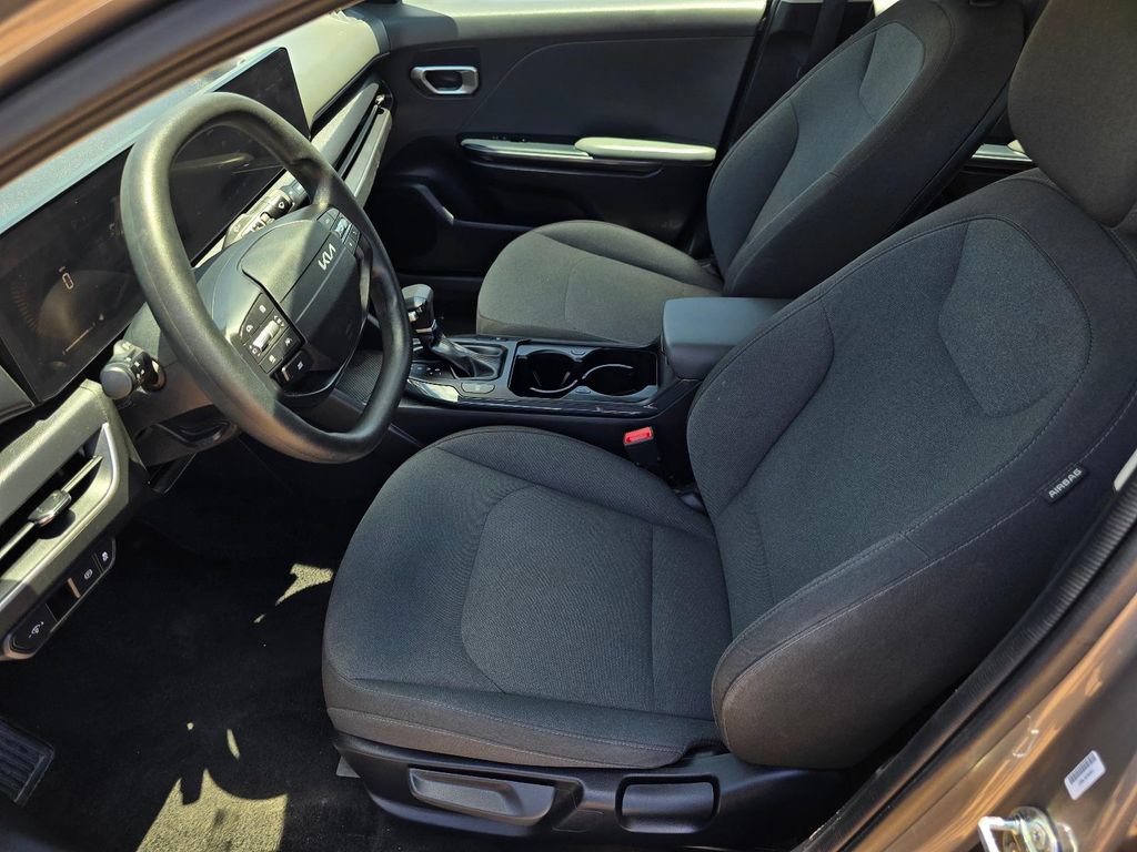 Used 2025 Kia K4 FWD image 24