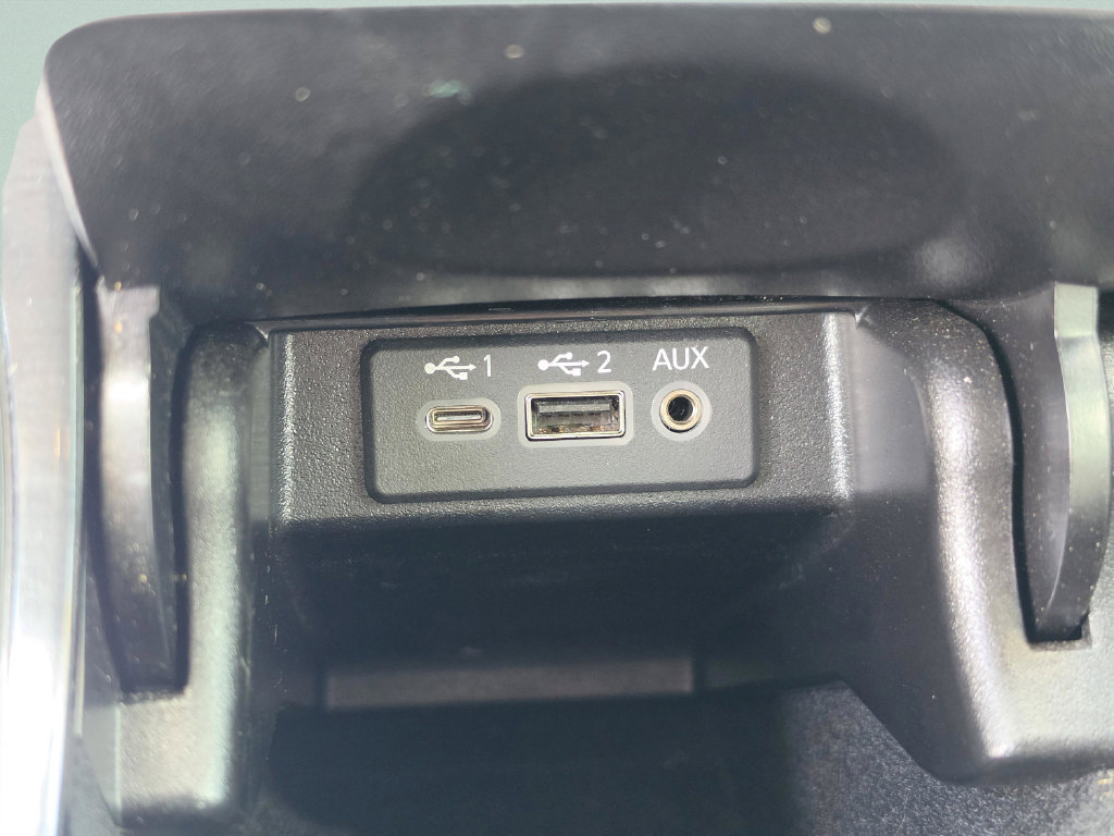 Certified 2023 Nissan Maxima Platinum w/ Sport Mat Group FWD image 35