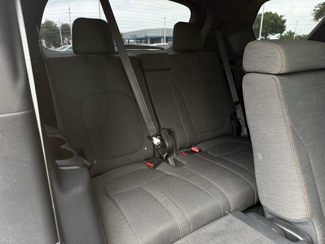 Used 2025 Honda Pilot Sport image 33