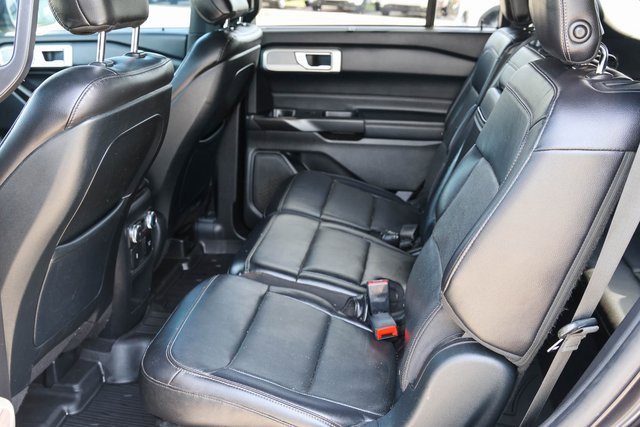 Used 2020 Ford Explorer Limited w/ Class III Trailer Tow Package image 16