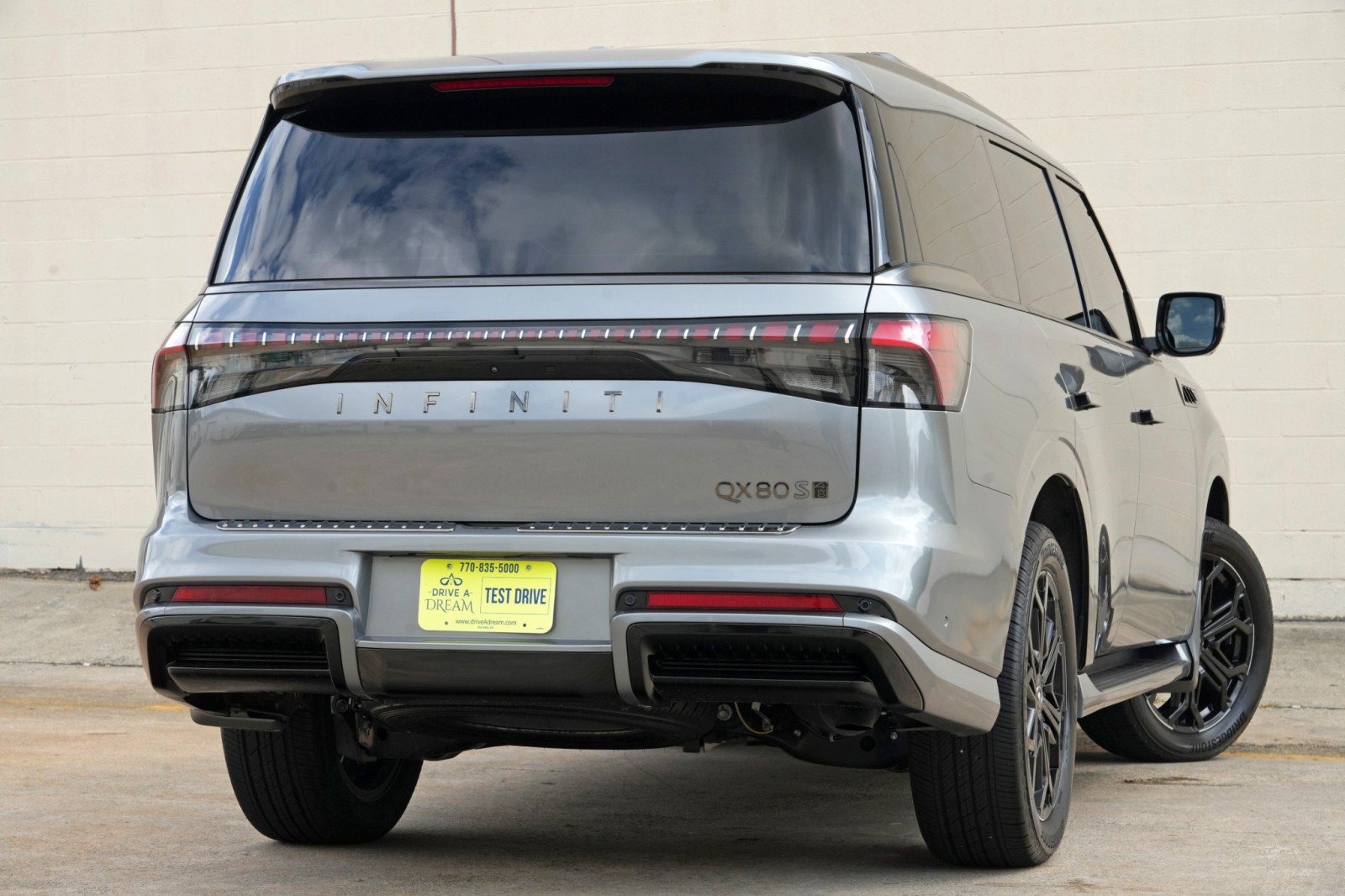 Used 2026 INFINITI QX80 4WD image 5