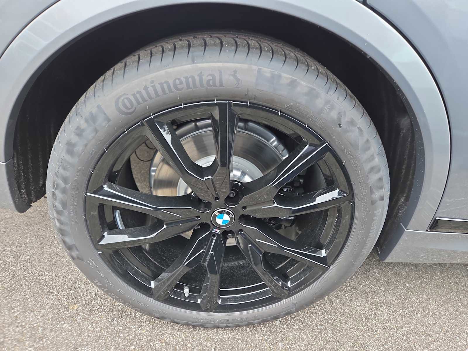 New 2026 BMW X7 xDrive40i w/ M Sport Package image 4