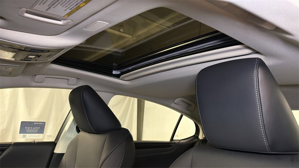 Certified 2024 Lexus ES 350 w/ Premium Package image 6