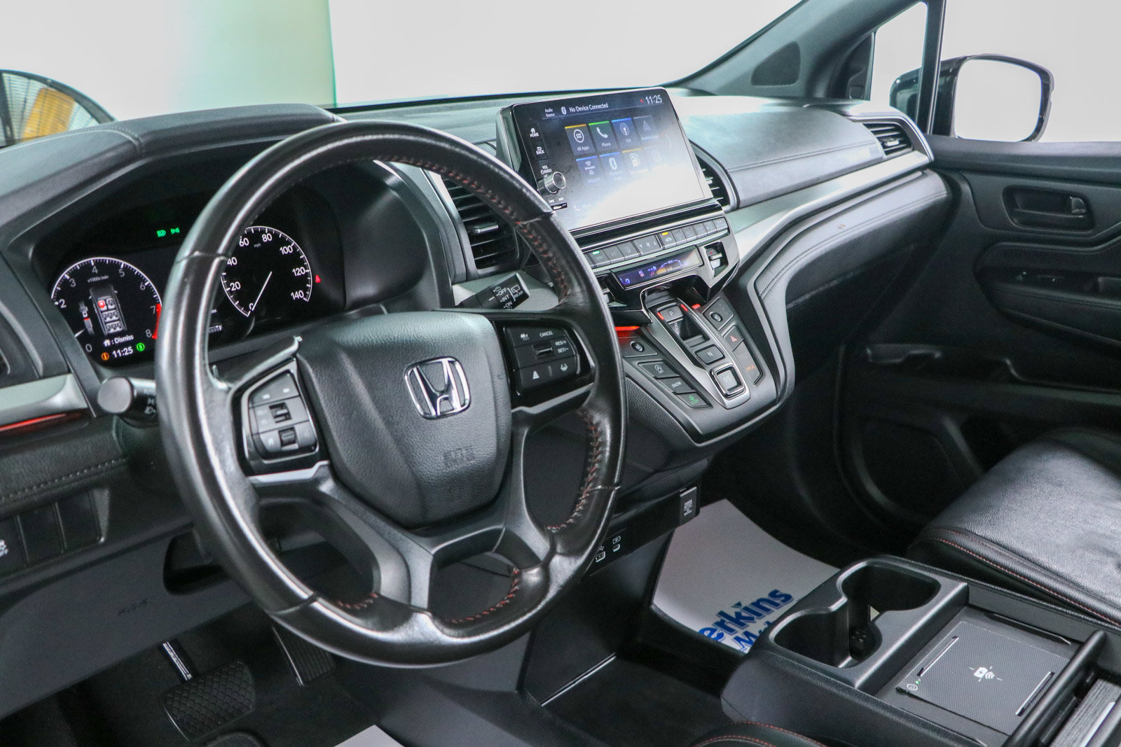 Used 2025 Honda Odyssey Sport-L image 23
