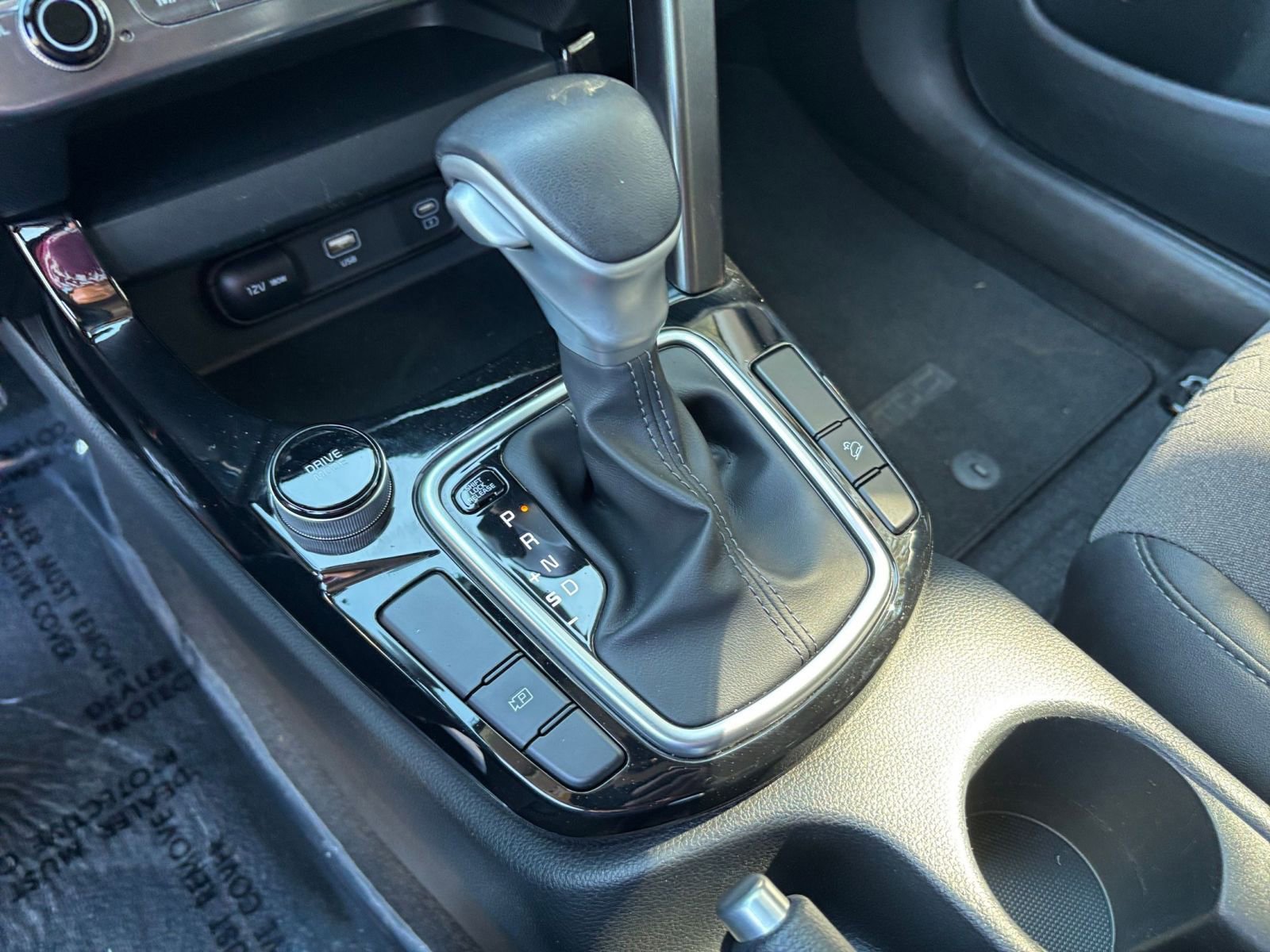 Used 2025 Kia Seltos S image 36