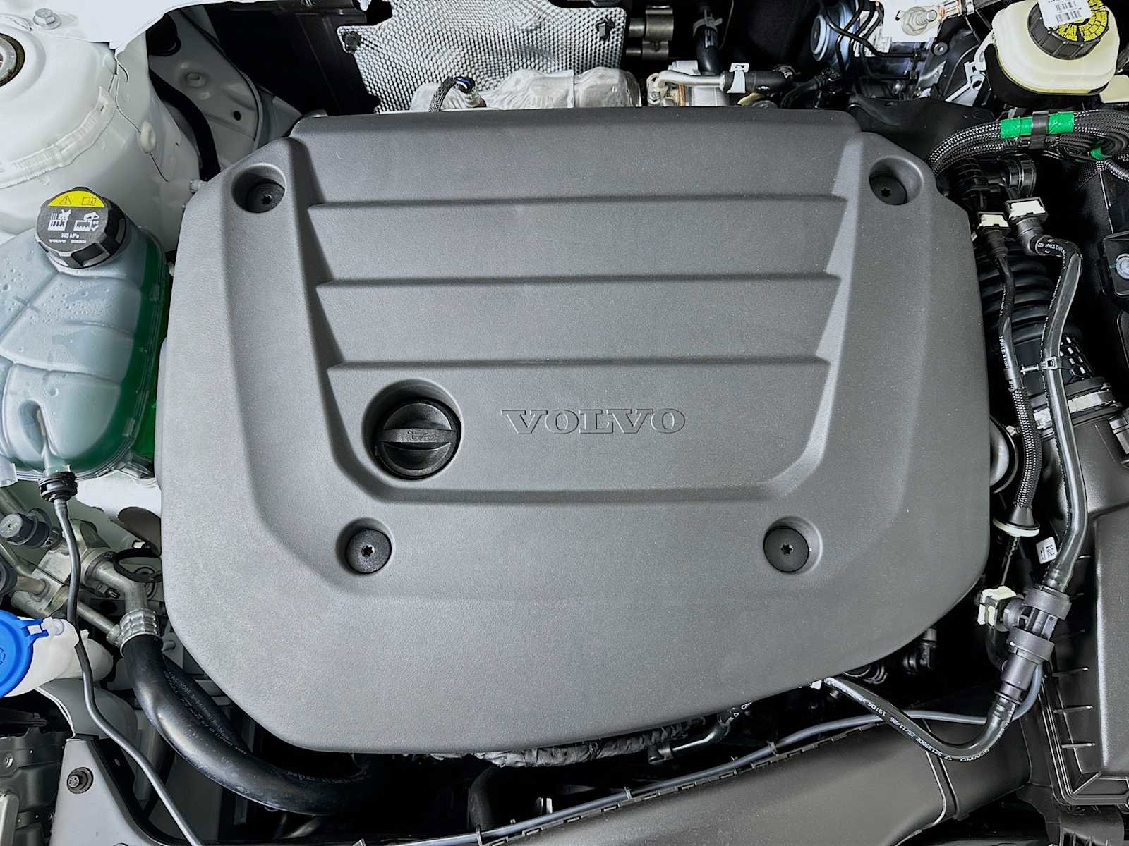 New 2026 Volvo XC40 B5 Core AWD/4WD image 28