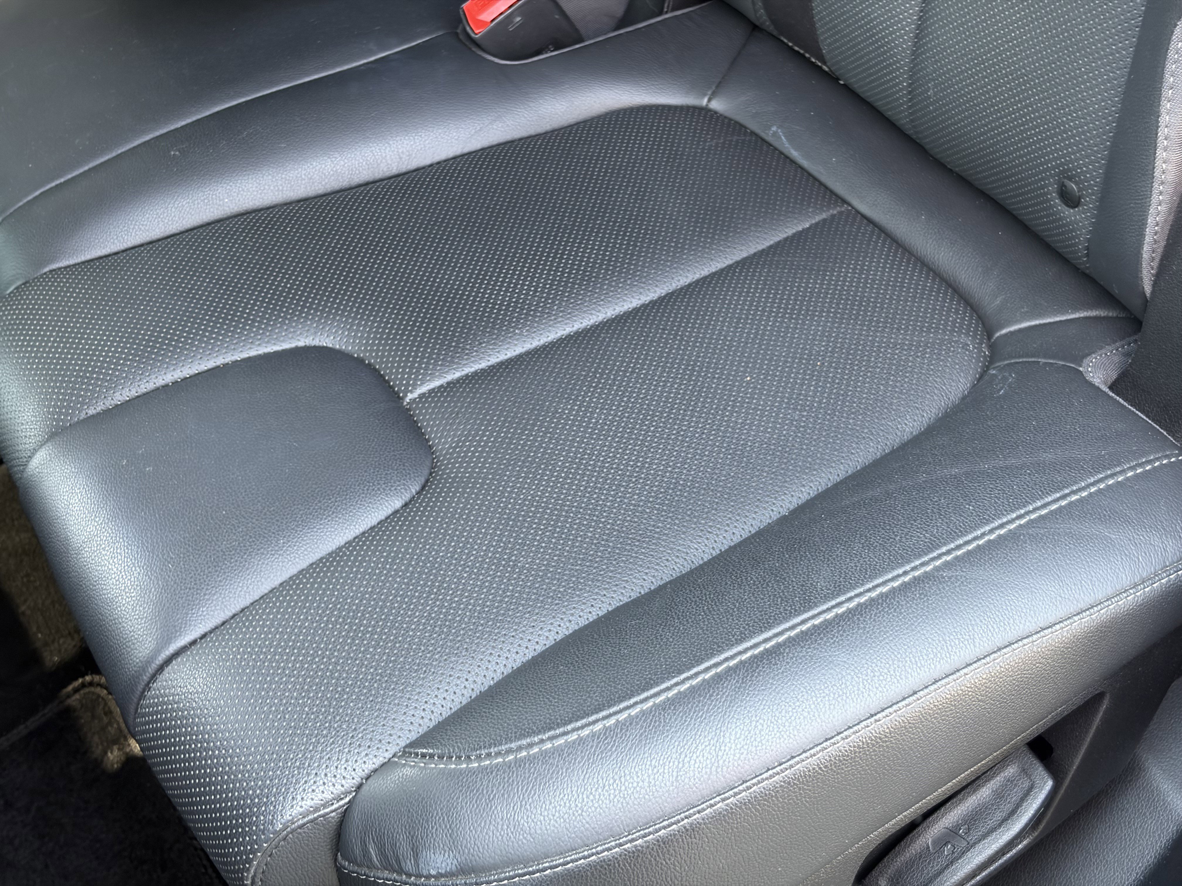 Used 2019 Hyundai Santa Fe Limited FWD image 27