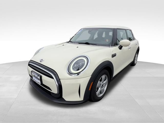 Used 2022 MINI Cooper 4-Door Hardtop FWD image 2