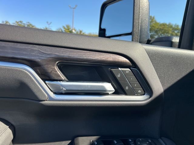 New 2026 Chevrolet Silverado 2500 LTZ image 12