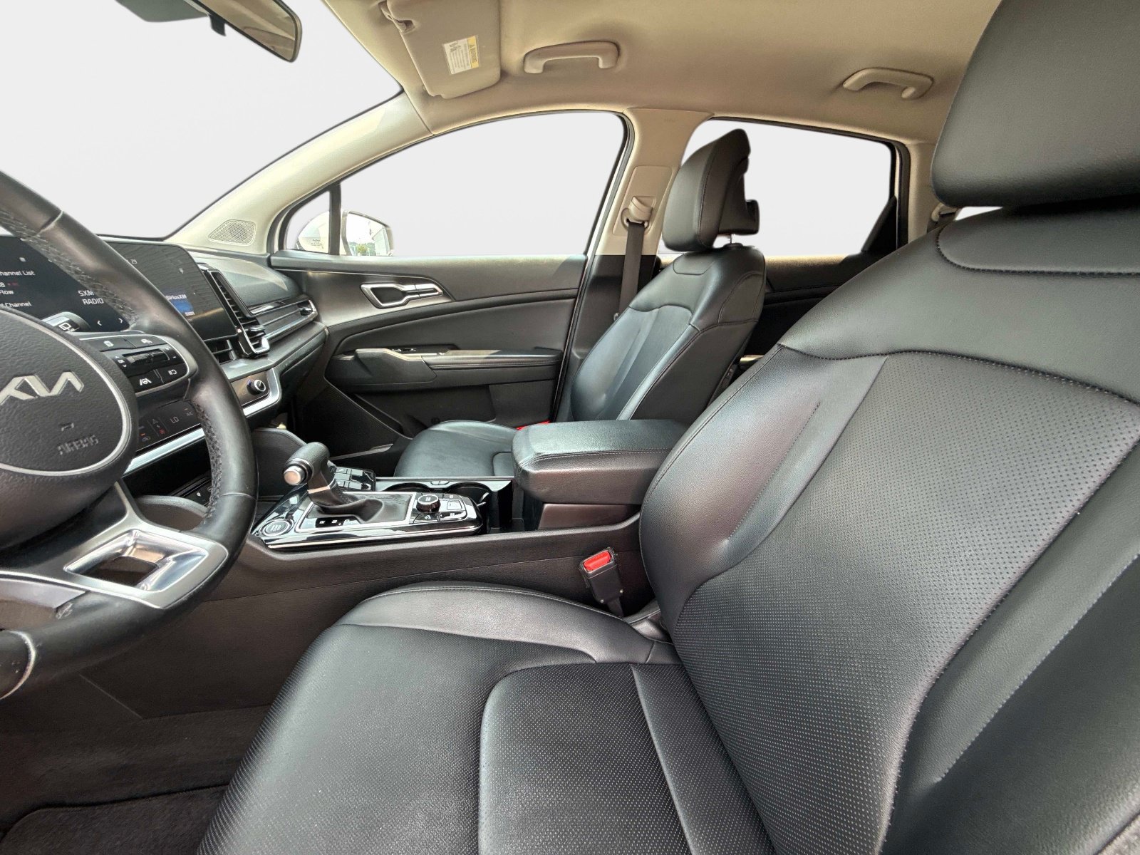 Used 2023 Kia Sportage EX FWD image 23