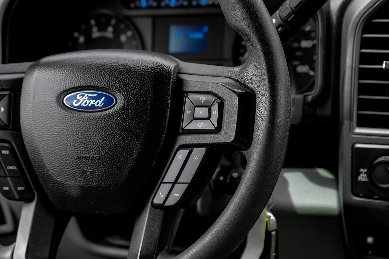 Used 2018 Ford F250 XL w/ Power Equipment Group AWD/4WD image 23