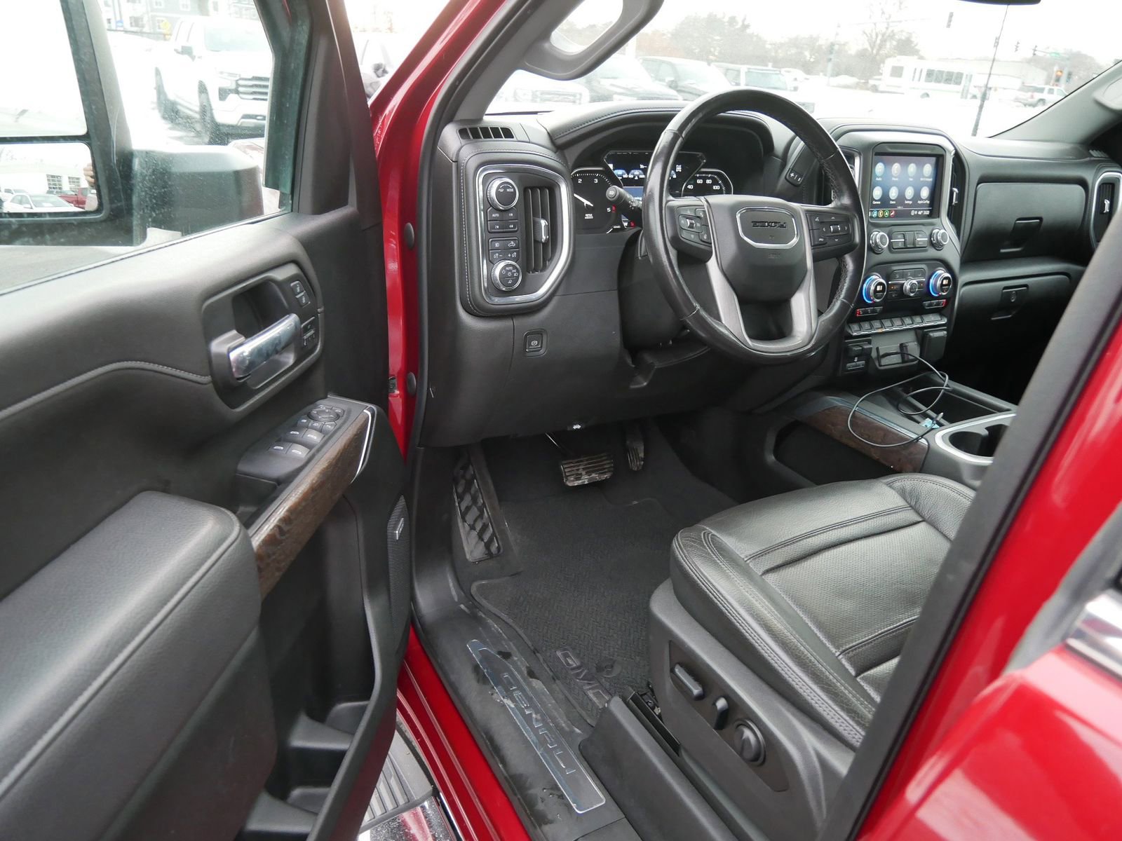 Used 2022 GMC Sierra 3500 Denali image 10