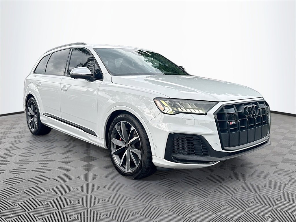 Used 2021 Audi SQ7 Premium Plus w/ Driver Assistance Package image 5