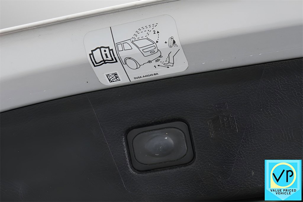 Used 2018 Ford Edge Titanium w/ Equipment Group 301A image 31