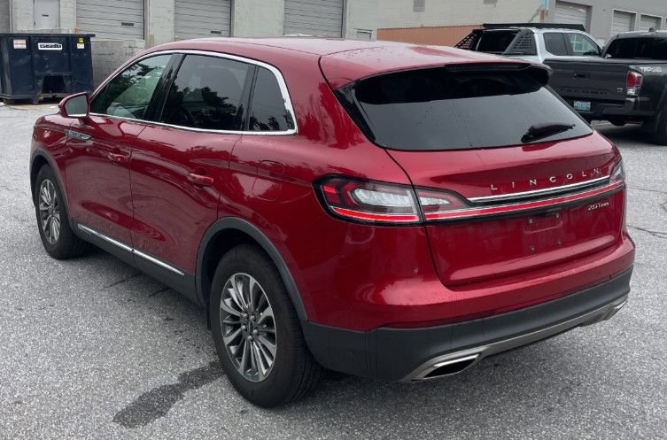 Used 2020 Lincoln Nautilus Premier w/ Equipment Group 101A AWD/4WD image 3