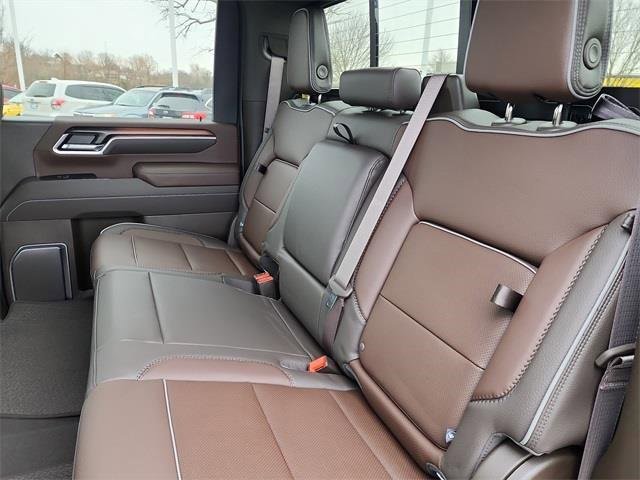 New 2026 GMC Sierra 3500 Denali w/ Denali Reserve Package image 19
