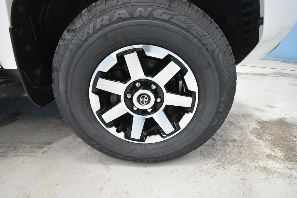 Used 2024 Toyota 4Runner TRD Off-Road Premium w/ Off Road Premium Plus Package image 34