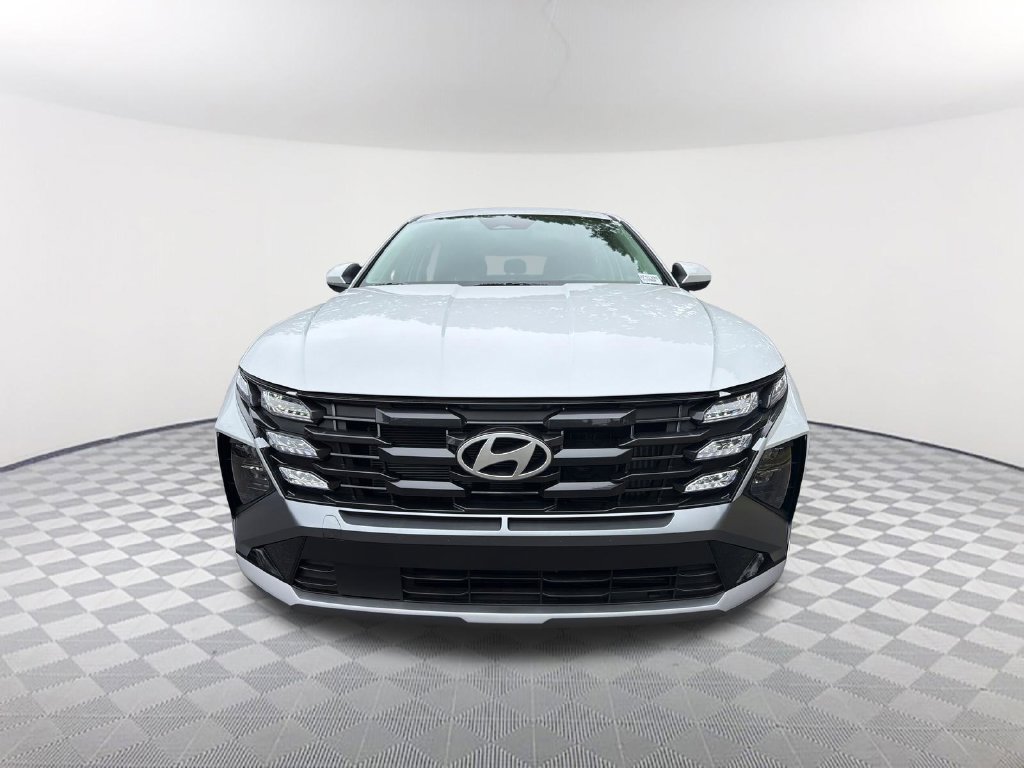 New 2026 Hyundai Tucson Blue SE FWD image 2