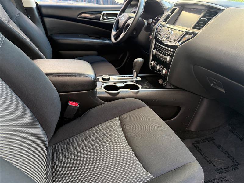 Used 2018 Nissan Pathfinder S AWD/4WD image 29
