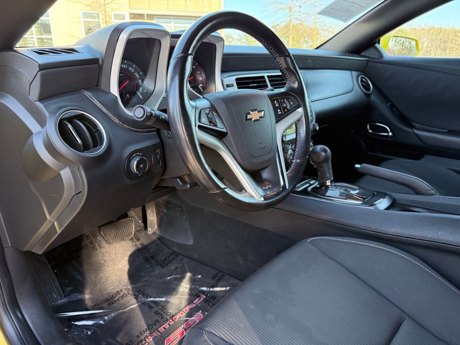 Used 2014 Chevrolet Camaro SS image 23