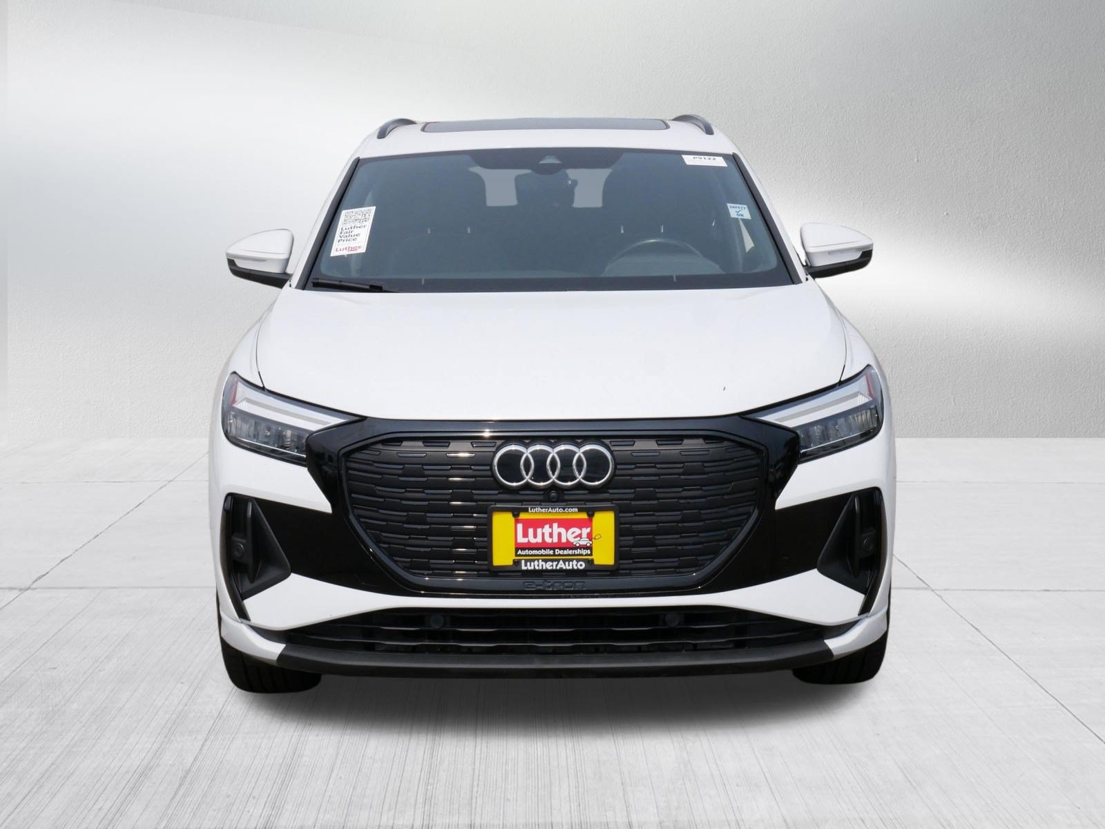 Used 2023 Audi Q4 e-tron Premium Plus w/ Premium Plus AWD/4WD image 2