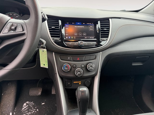 Certified 2022 Chevrolet Trax LS w/ Tint and Cruise Package image 11