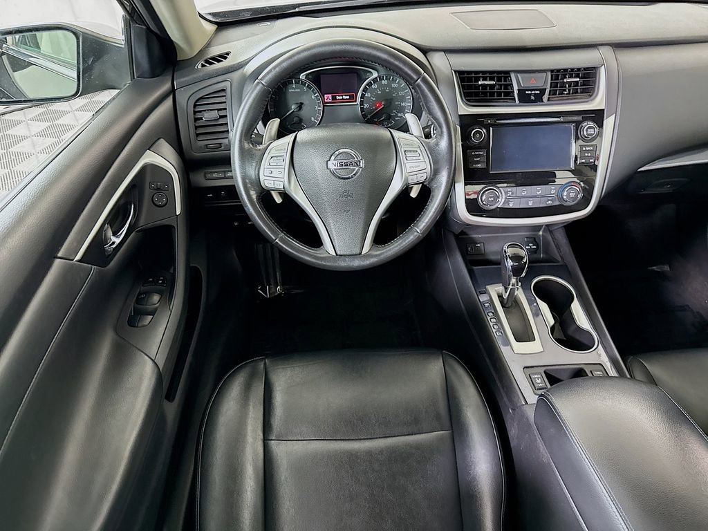 Used 2018 Nissan Altima 2.5 SR w/ SR Special Edition FWD image 3