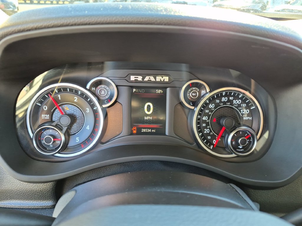 Used 2020 RAM 3500 Tradesman w/ Chrome Appearance Group AWD/4WD image 17