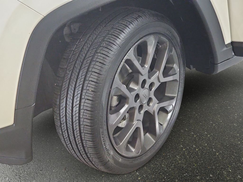 Used 2020 Jeep Compass High Altitude AWD/4WD image 34