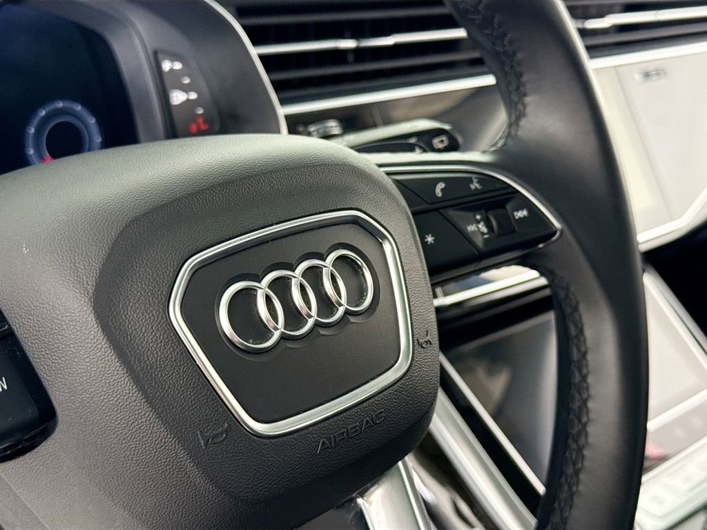 Used 2023 Audi Q7 3.0T Prestige w/ Prestige Package AWD/4WD image 19