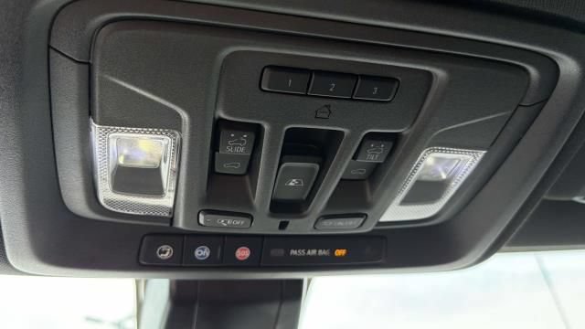 Certified 2021 Chevrolet Silverado 1500 High Country w/ Technology Package AWD/4WD image 23
