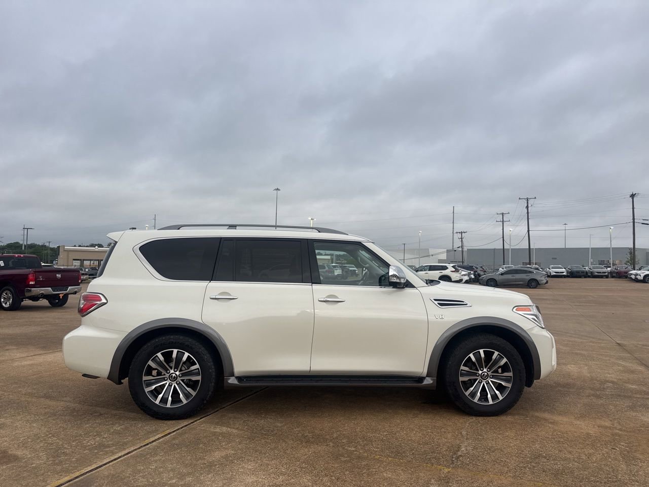 Used 2020 Nissan Armada SL w/ Premium Package image 28