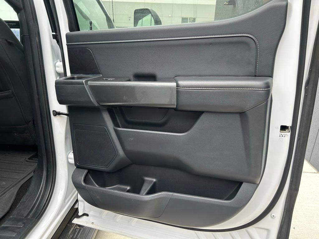 Used 2022 Ford F150 XLT w/ Equipment Group 302A High image 18