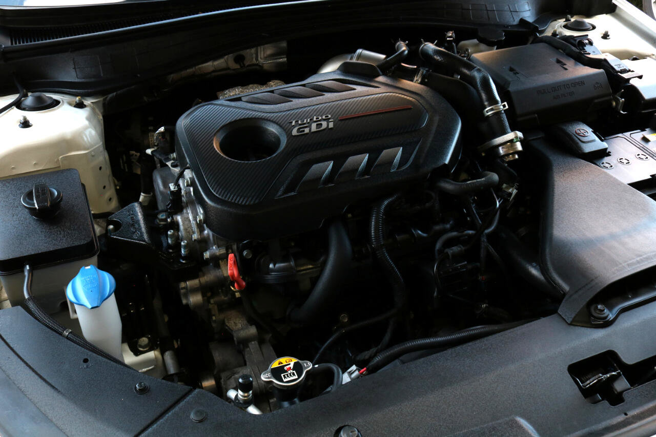 Used 2019 Kia Optima SX image 52