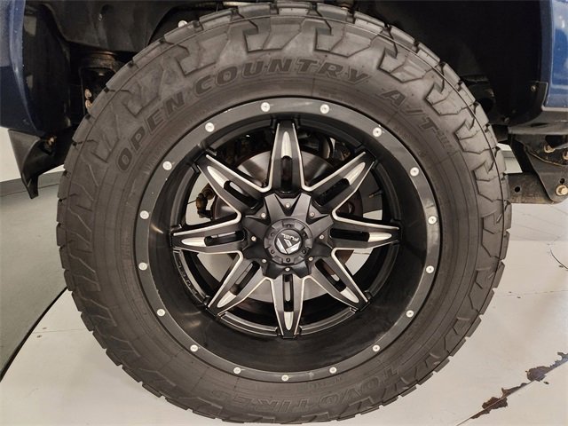 Used 2017 Ford F250 Lariat w/ Chrome Package image 8