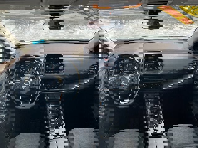 Used 2022 Nissan Rogue S image 13