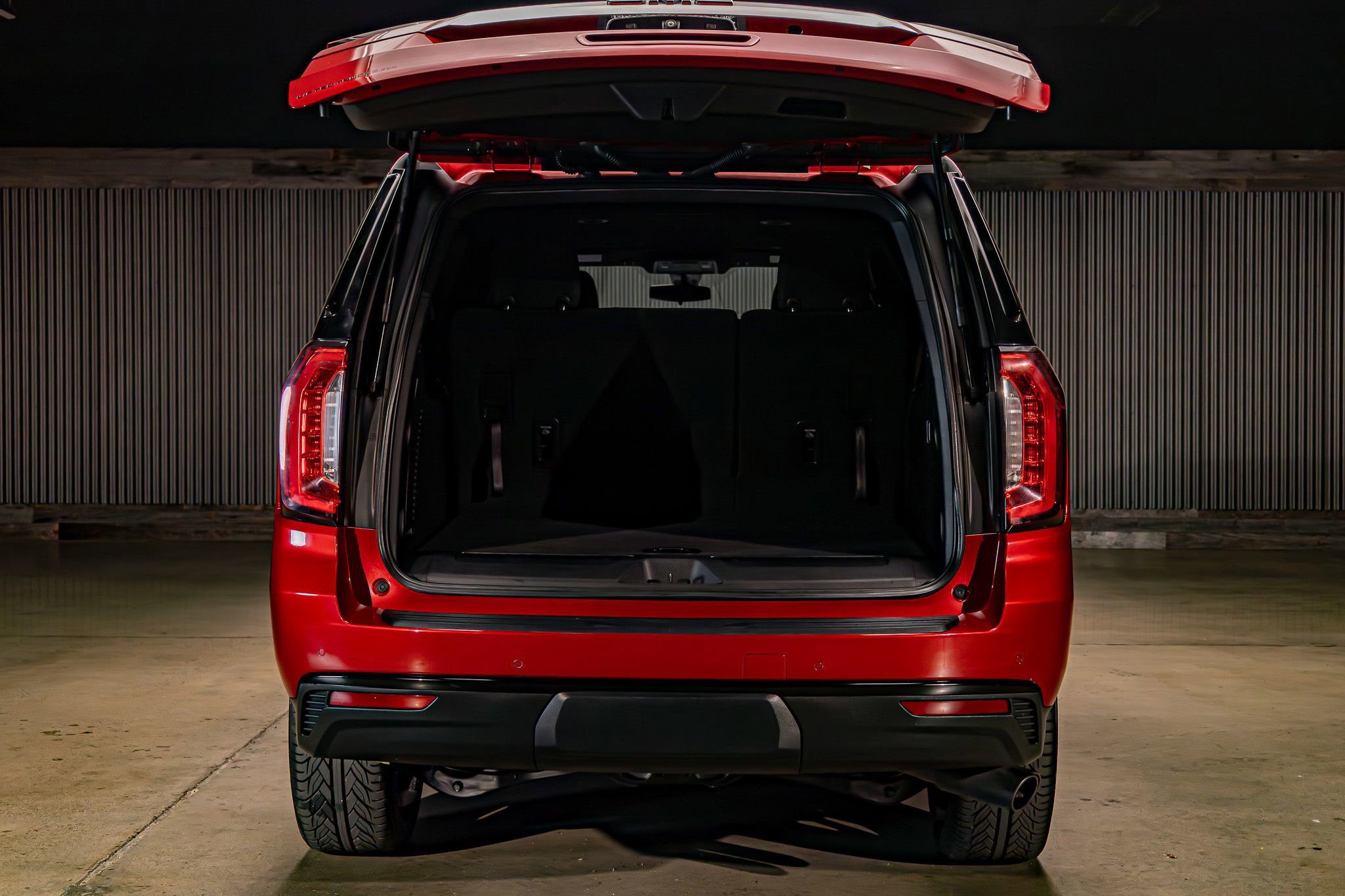 Used 2022 GMC Yukon XL SLE w/ Gmc Pro Safety Plus Package image 8