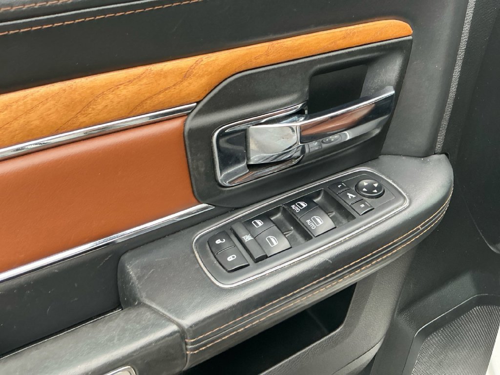 Used 2018 RAM 1500 Laramie Longhorn AWD/4WD image 16