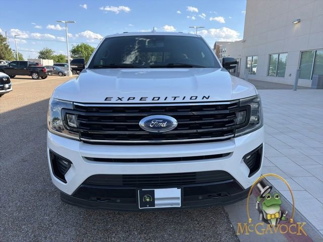 Used 2019 Ford Expedition Limited w/ Equipment Group 303A AWD/4WD image 2