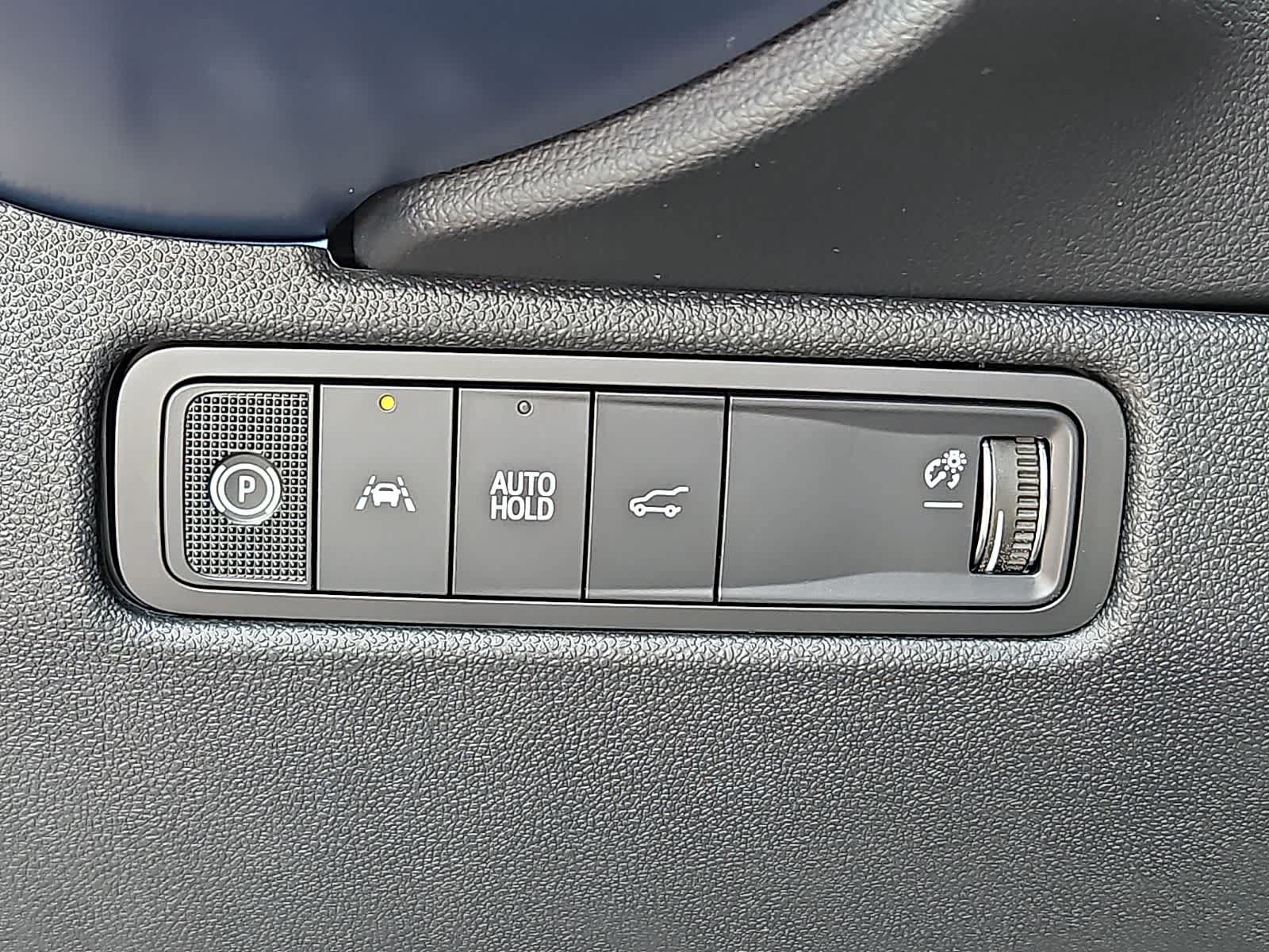 New 2026 Chevrolet Equinox EV LT w/ Convenience Package II FWD image 19