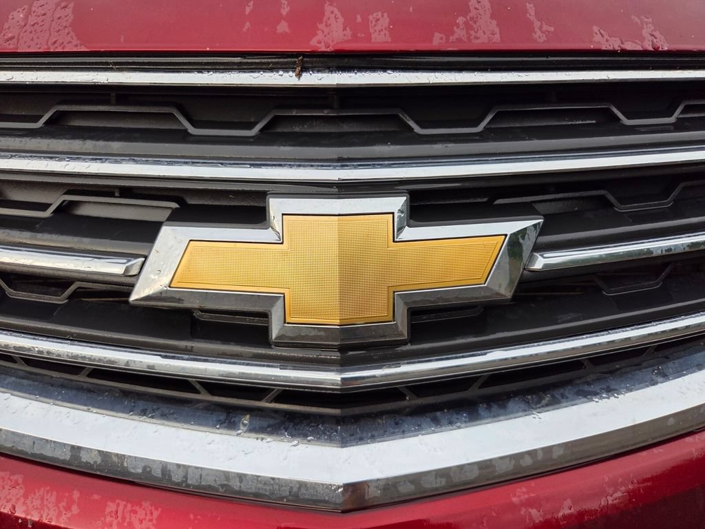 Used 2017 Chevrolet Traverse LT w/ Style and Technology Package FWD image 10
