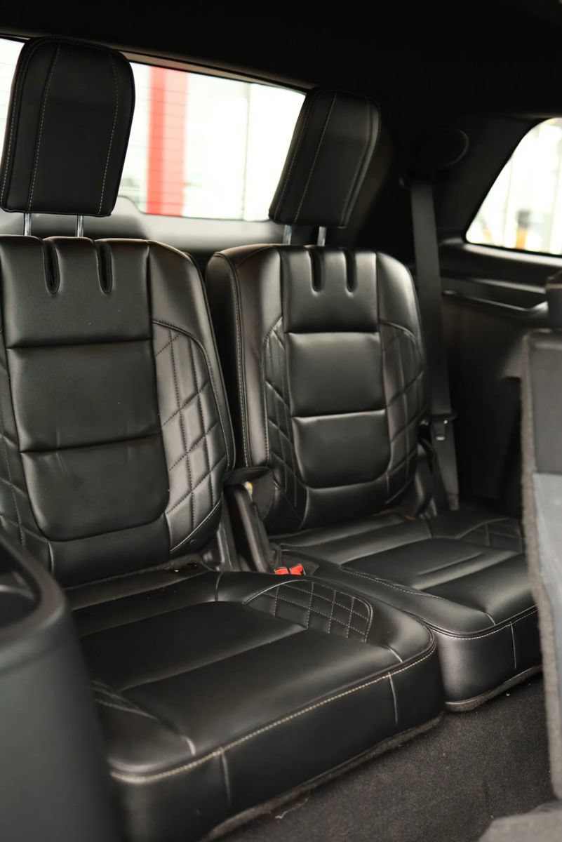 Used 2016 Ford Explorer Platinum AWD/4WD image 37