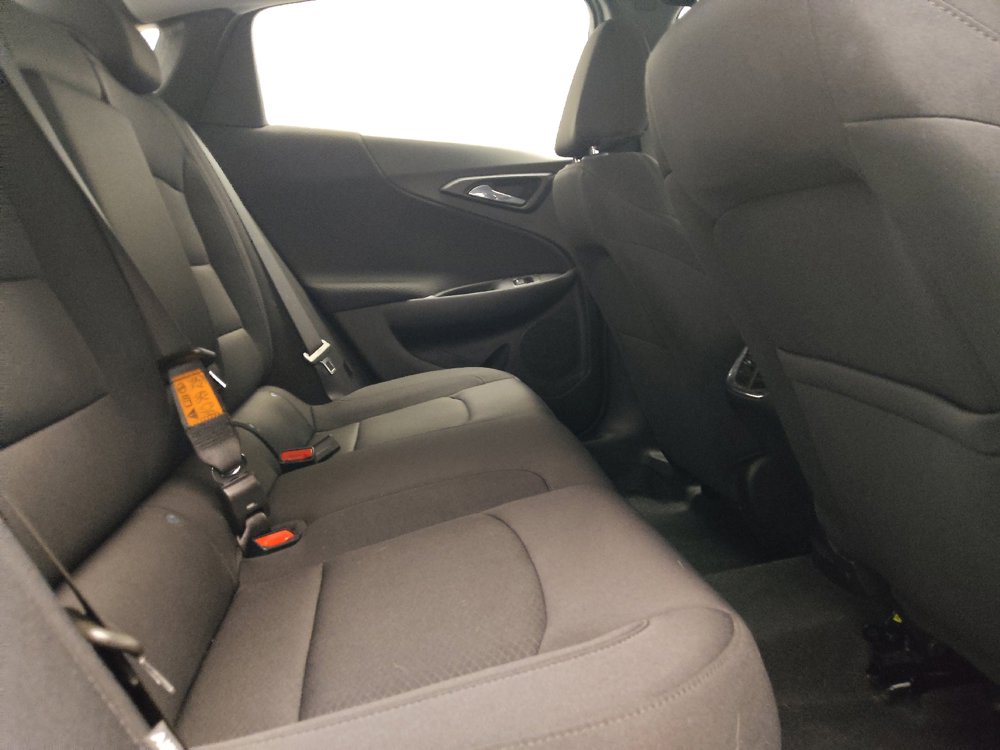 Used 2023 Chevrolet Malibu LT FWD image 19
