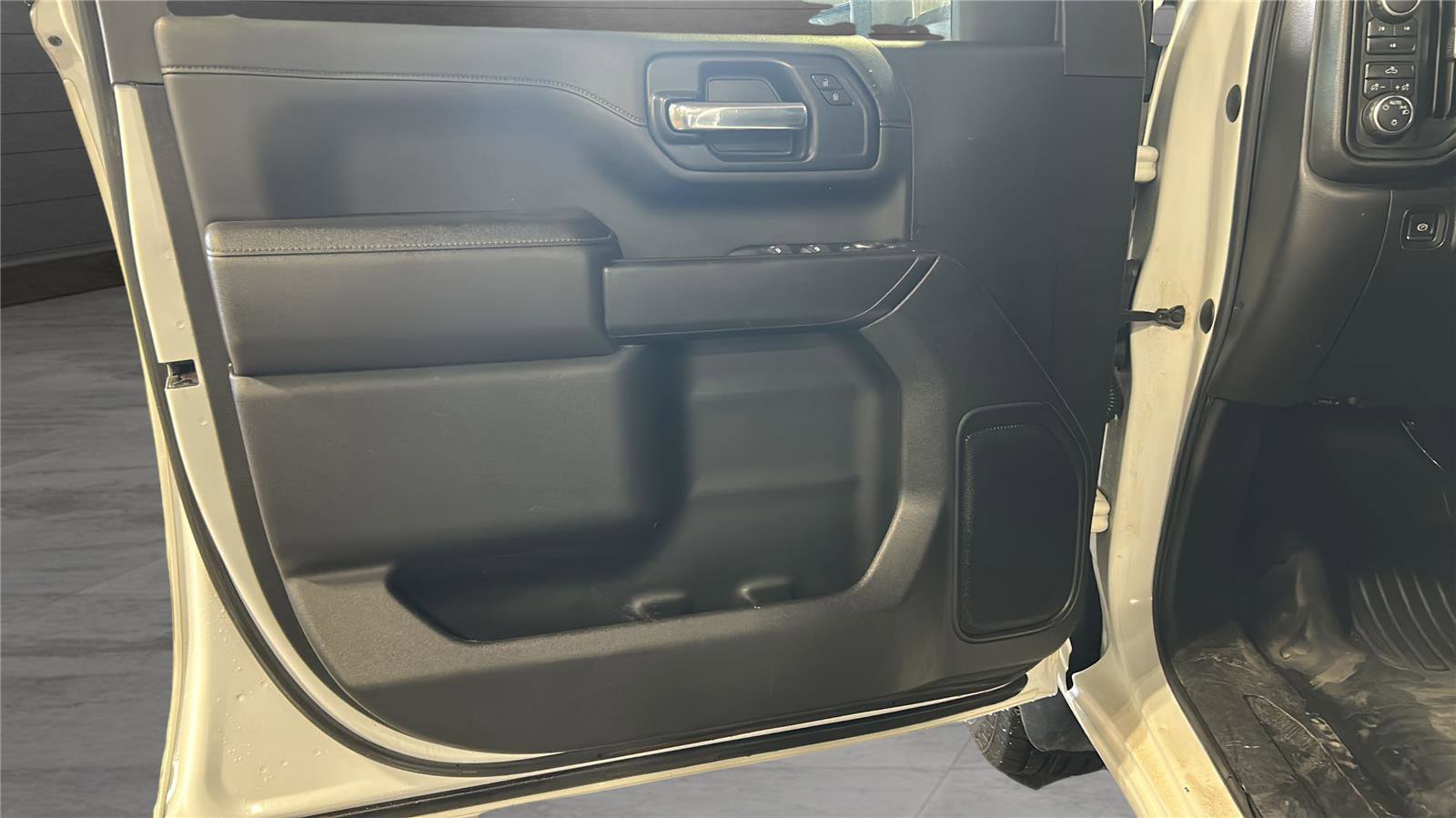 Used 2022 Chevrolet Silverado 2500 W/T w/ WT Convenience Package image 16