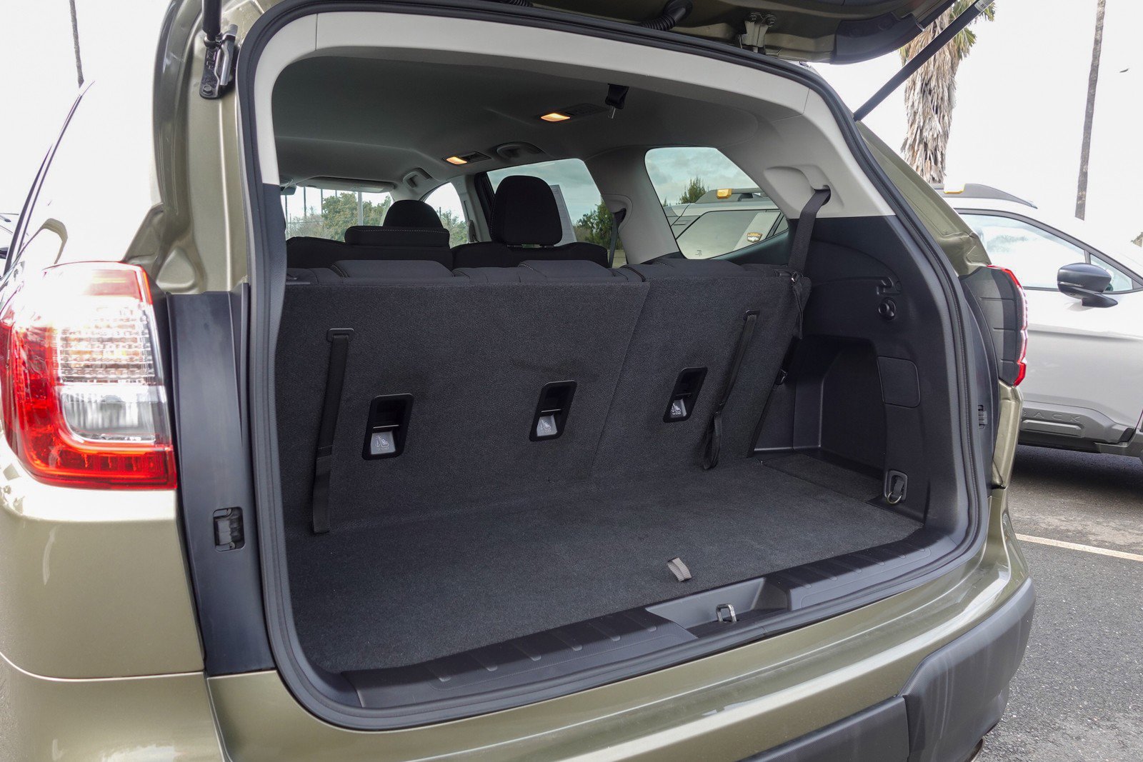 Certified 2023 Subaru Ascent Premium image 22