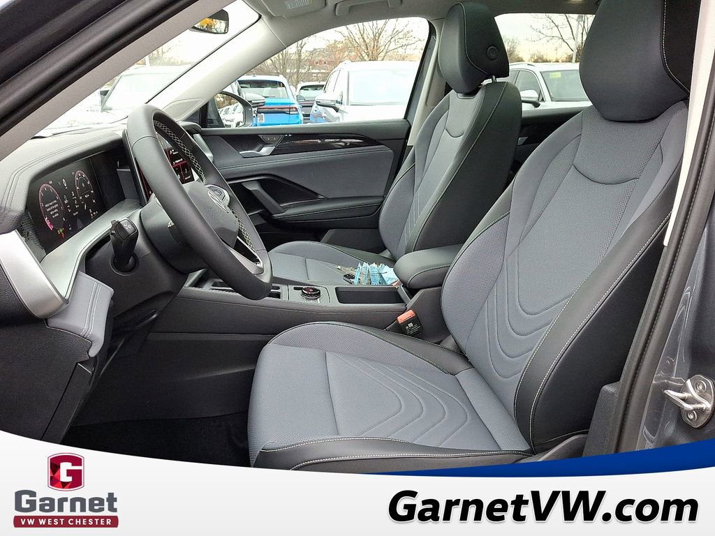 New 2026 Volkswagen Tiguan SE image 6