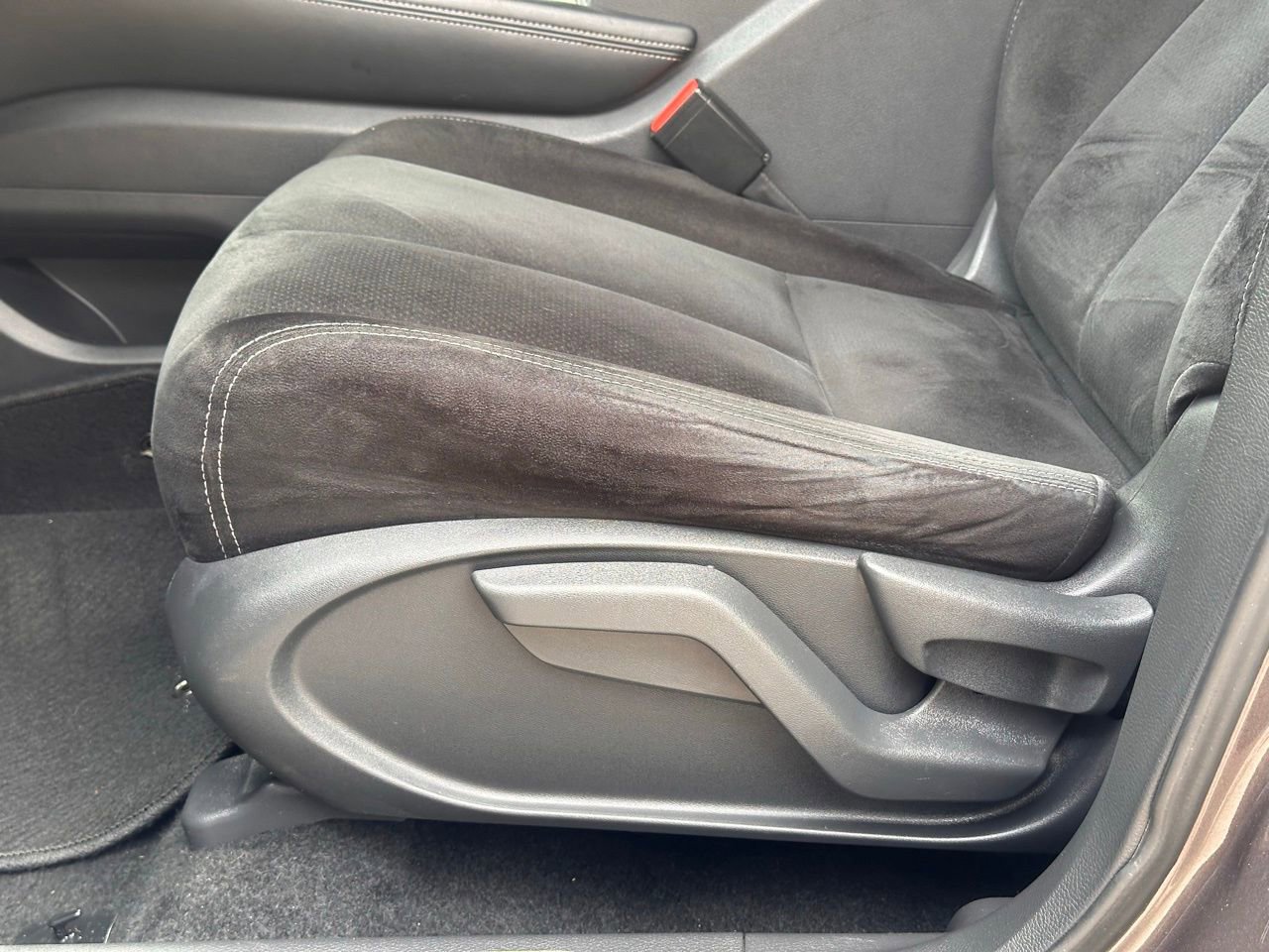 Used 2018 Nissan Murano S image 24